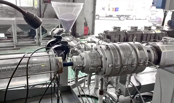Extrusion Die Head