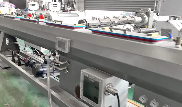 Vacuum Tank